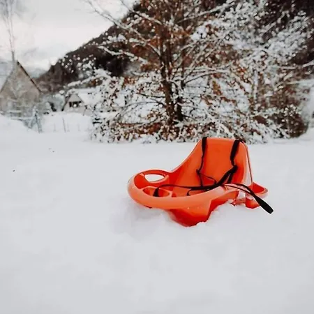 Loulou, Massif Central, Chalet *